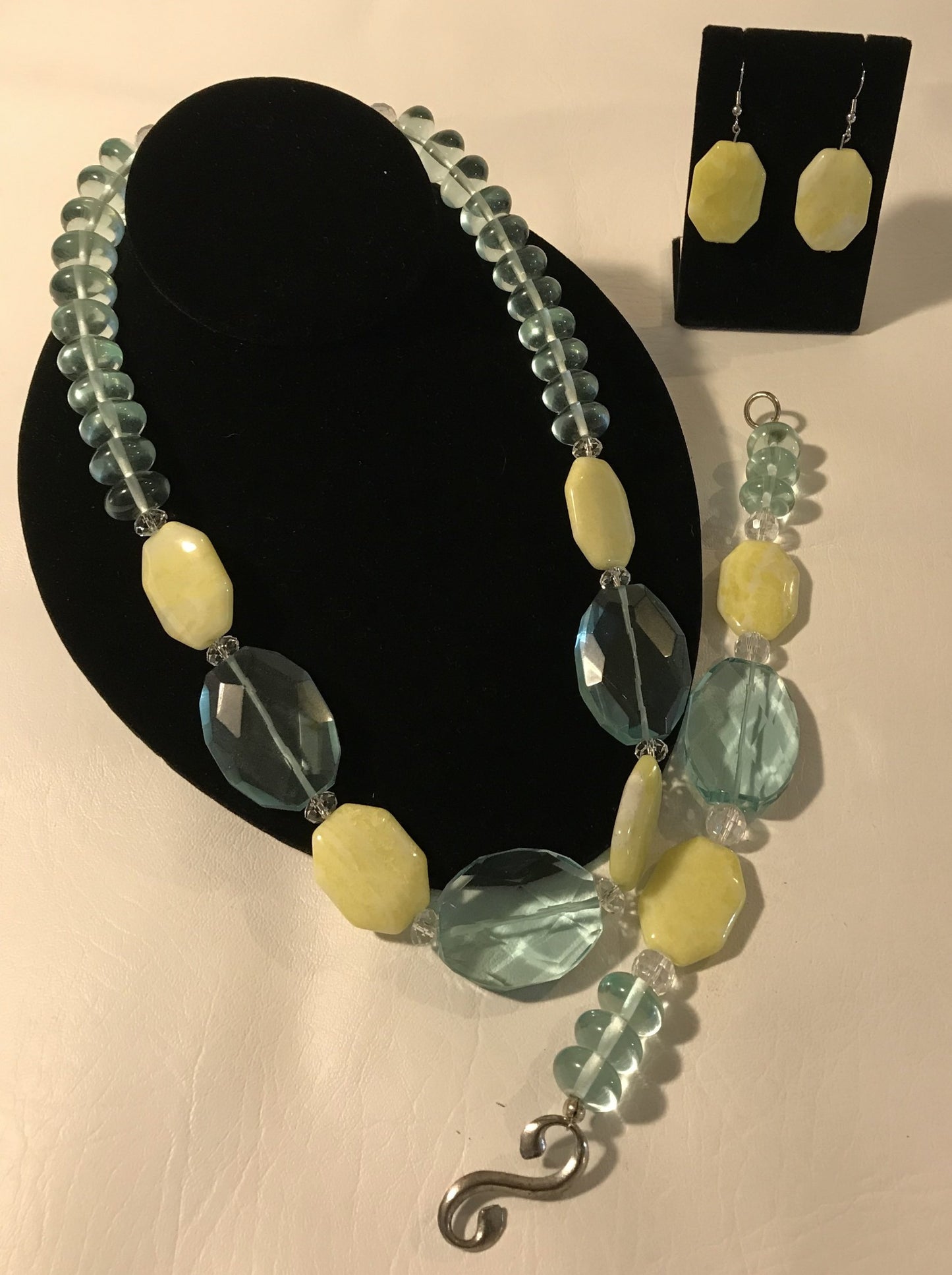 Blue and Yellow Crystal Set