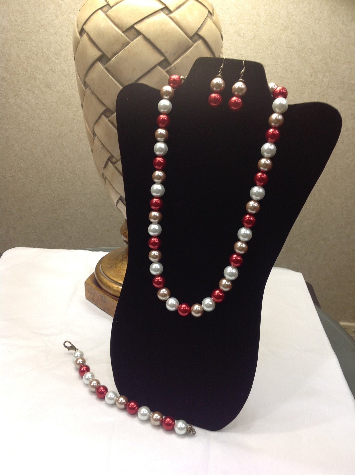 Presidential Pearls in Red, Tan, & White